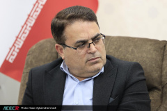 بازدید رئیس جهاددانشگاهی از خانه کتاب و ادبیات ایران