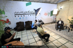 بازدید رئیس جهاددانشگاهی از خانه کتاب و ادبیات ایران